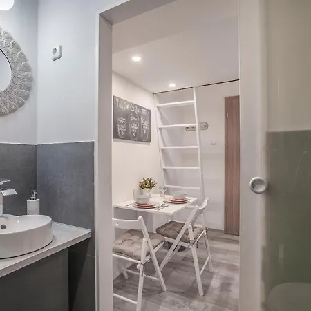 Apartment D'crown Residences Budapest