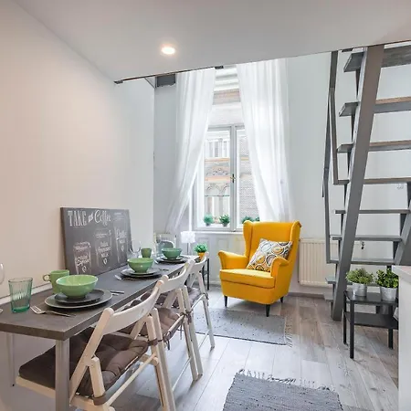 D'crown Residences