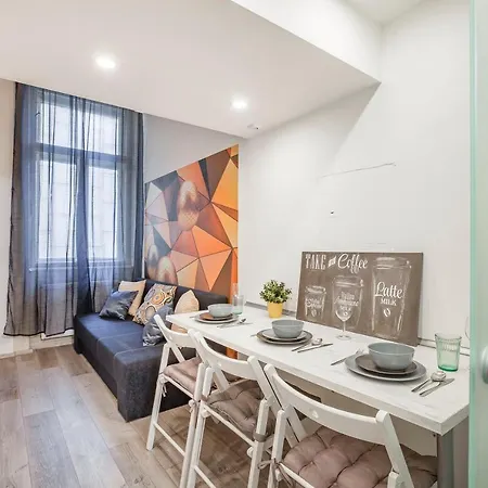 D'crown Residences *