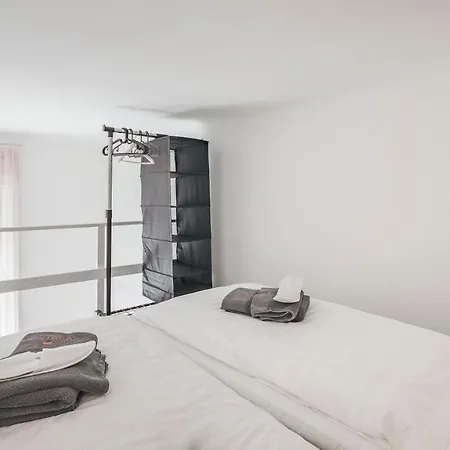 D'crown Residences